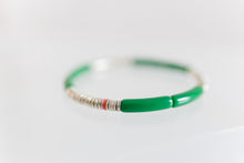 Load image into Gallery viewer, green silver cleo, 4mm