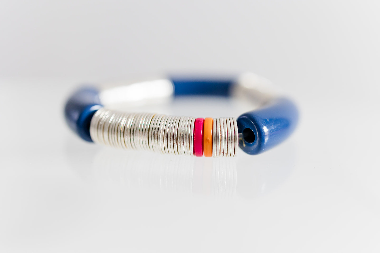 navy silver cleo, 10mm