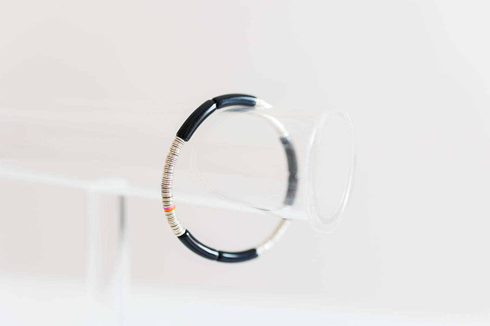 black silver cleo, 4mm