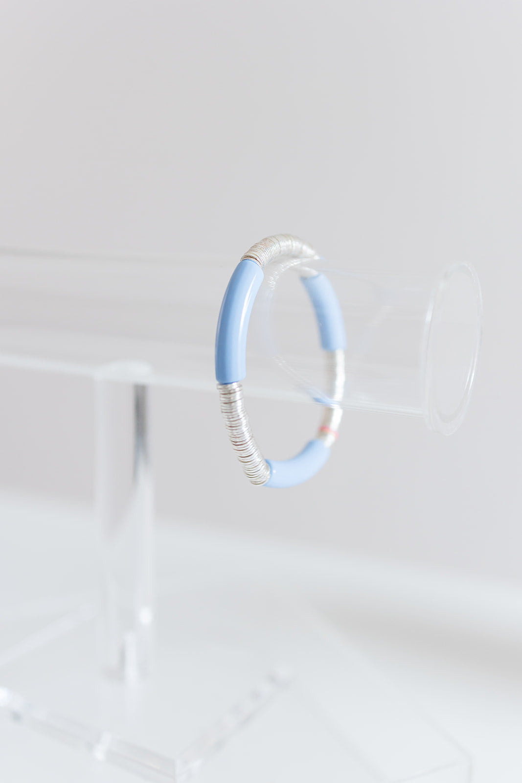 periwinkle silver cleo, 6mm
